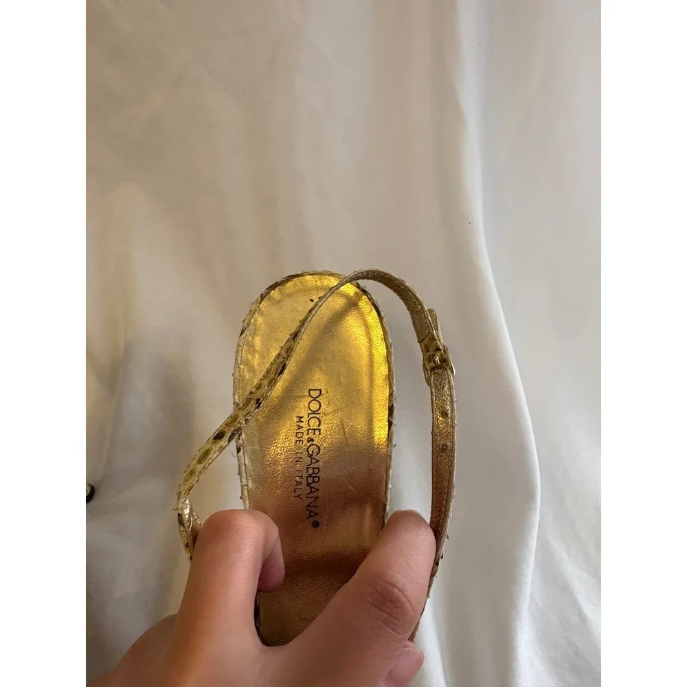 Dolce & Gabbana Snakeskin Slingback Pumps Python Print Pointed Toe Gold Heels 39